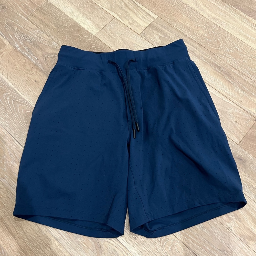 Lululemon T.H.E. Linerless short